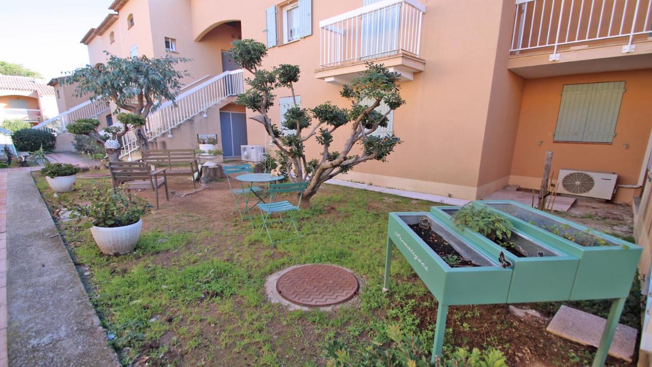 Boucanniers Sainte-Maxime Buitenkant foto